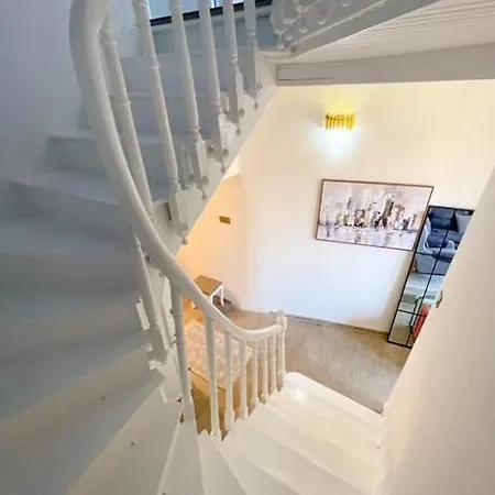 Miramar House شقة كافالا